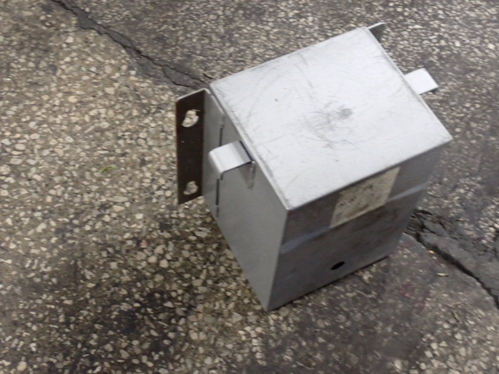 Dongan 3 Kva Transformer - Fp12-5057