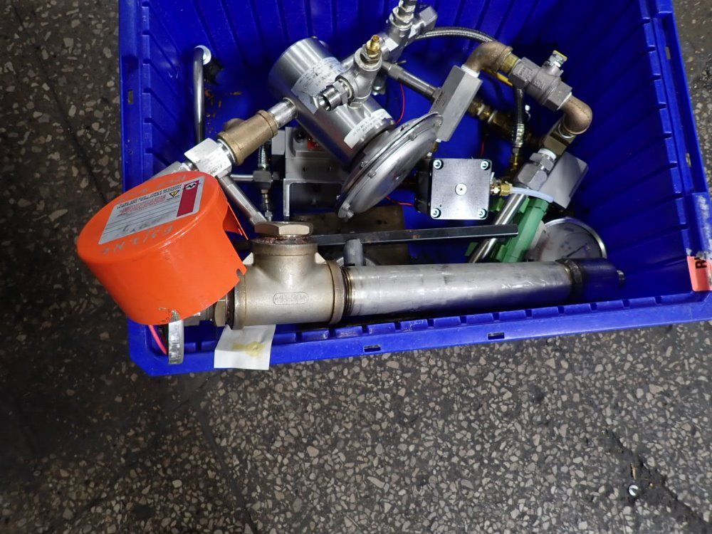 Regulators / Heaters