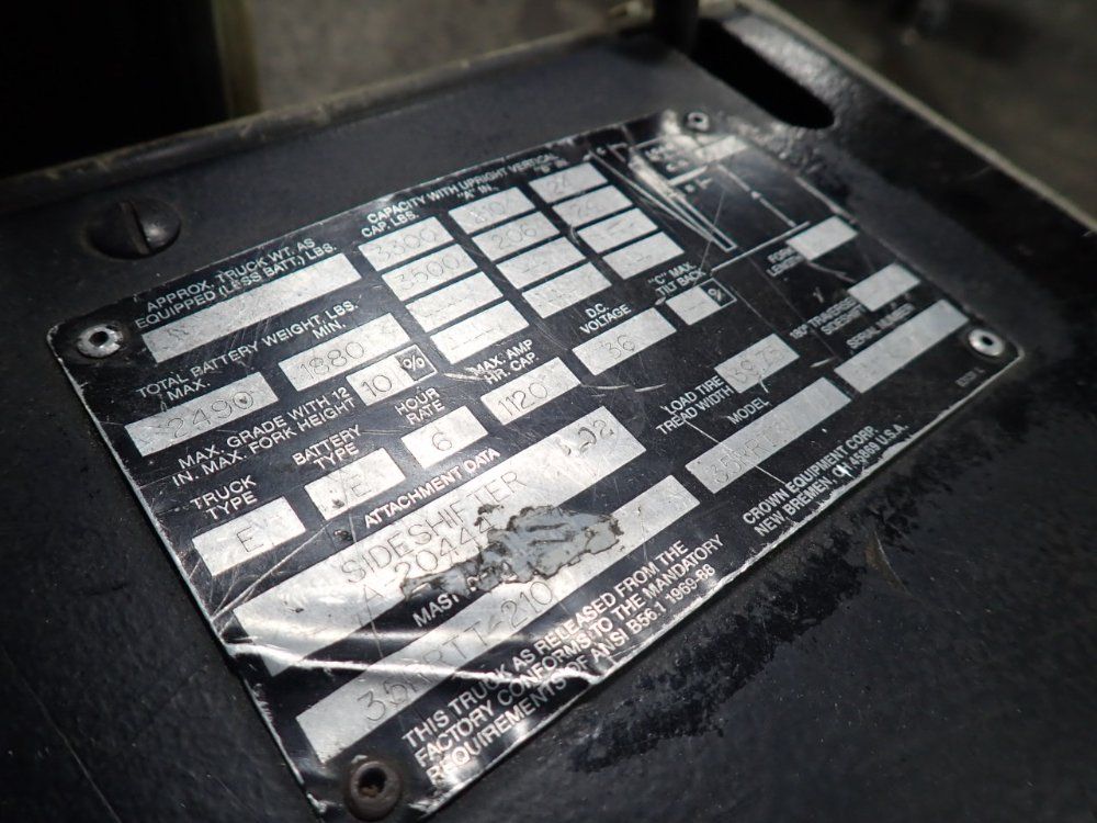 Crown 3500 Lbs Electric Reach Lift - 3srrtt