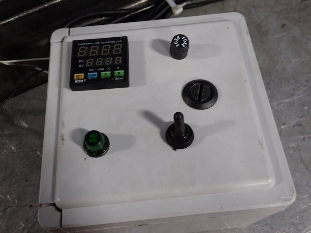 Stahlin Enclosure Temperature Controller