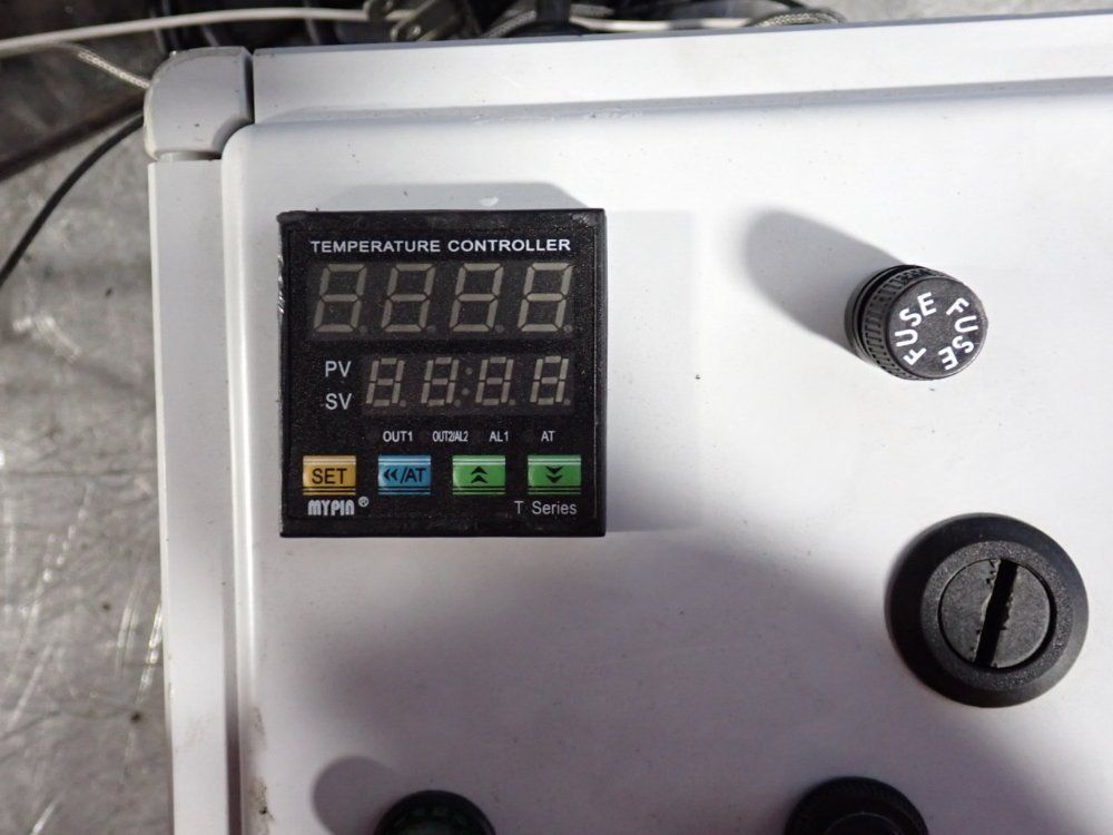 Stahlin Enclosure Temperature Controller