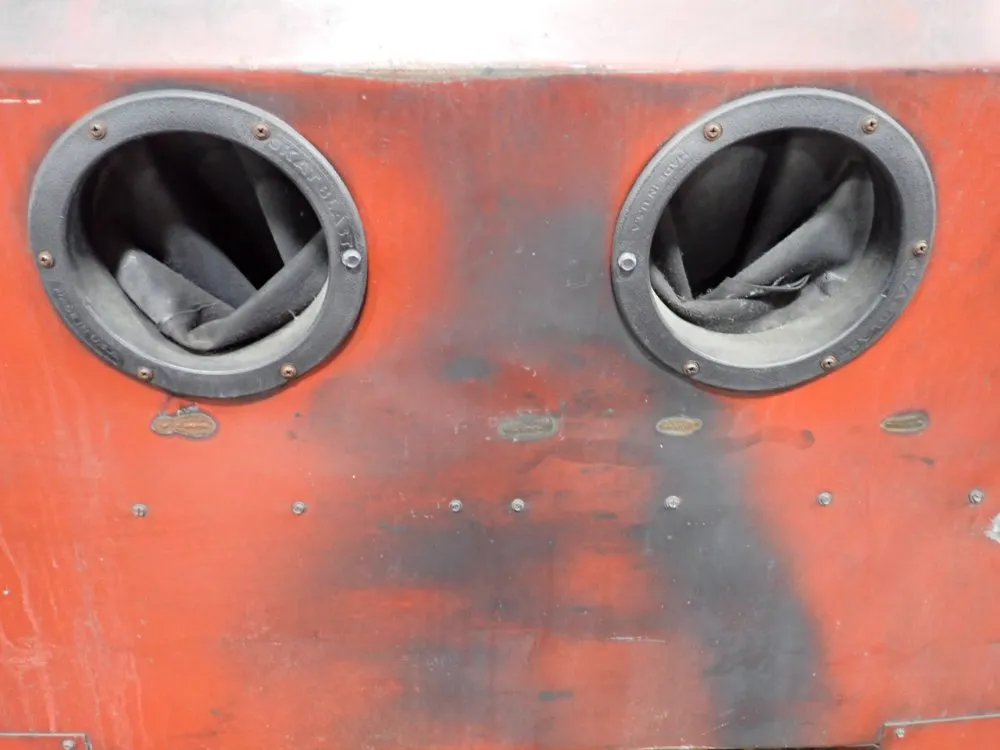 Skat-blast Sandblasting Cabinet