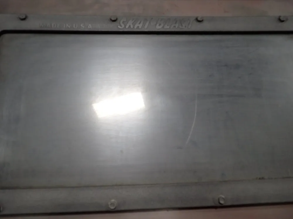 Skat-blast Sandblasting Cabinet