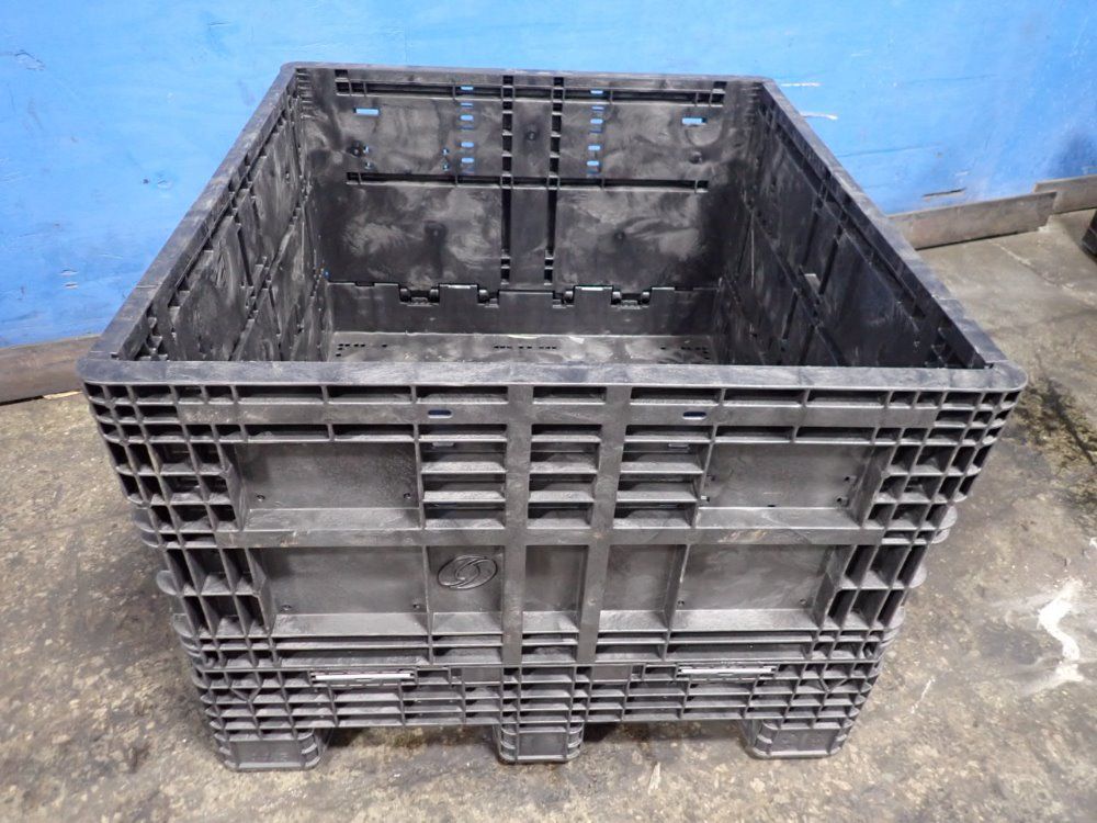 Uline Plastic Collapsible Basket