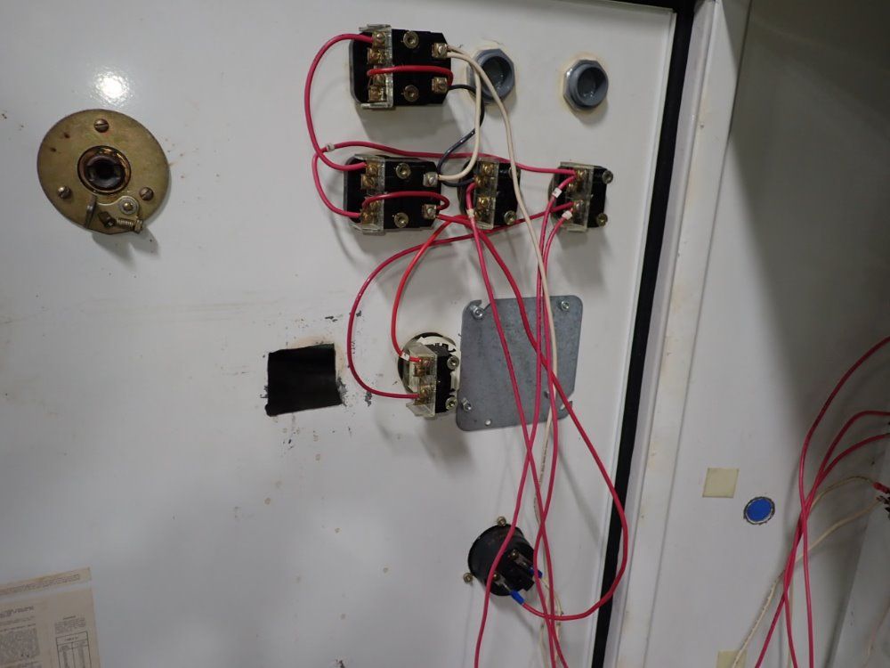 The Hutson Corporation 42" Vibratory Bowl Finisher - Hb5u