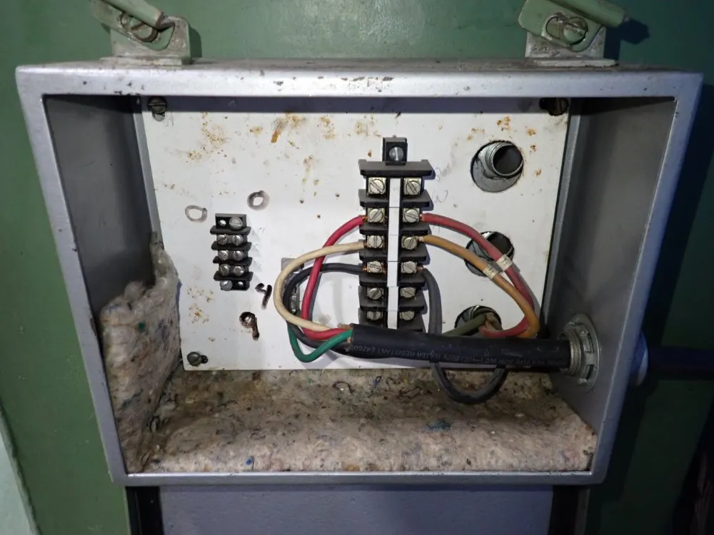 The Hutson Corporation 42" Vibratory Bowl Finisher - Hb5u