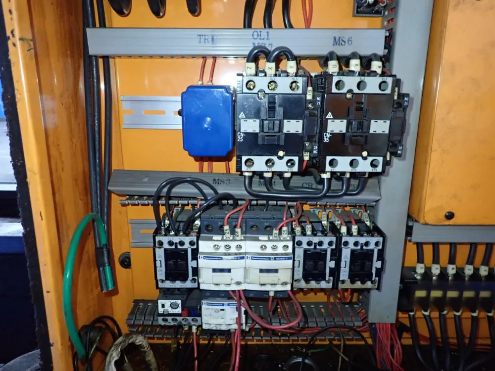 Hermes Machine 29"/31" X 205" Gap Bed Lathe - M2919x200