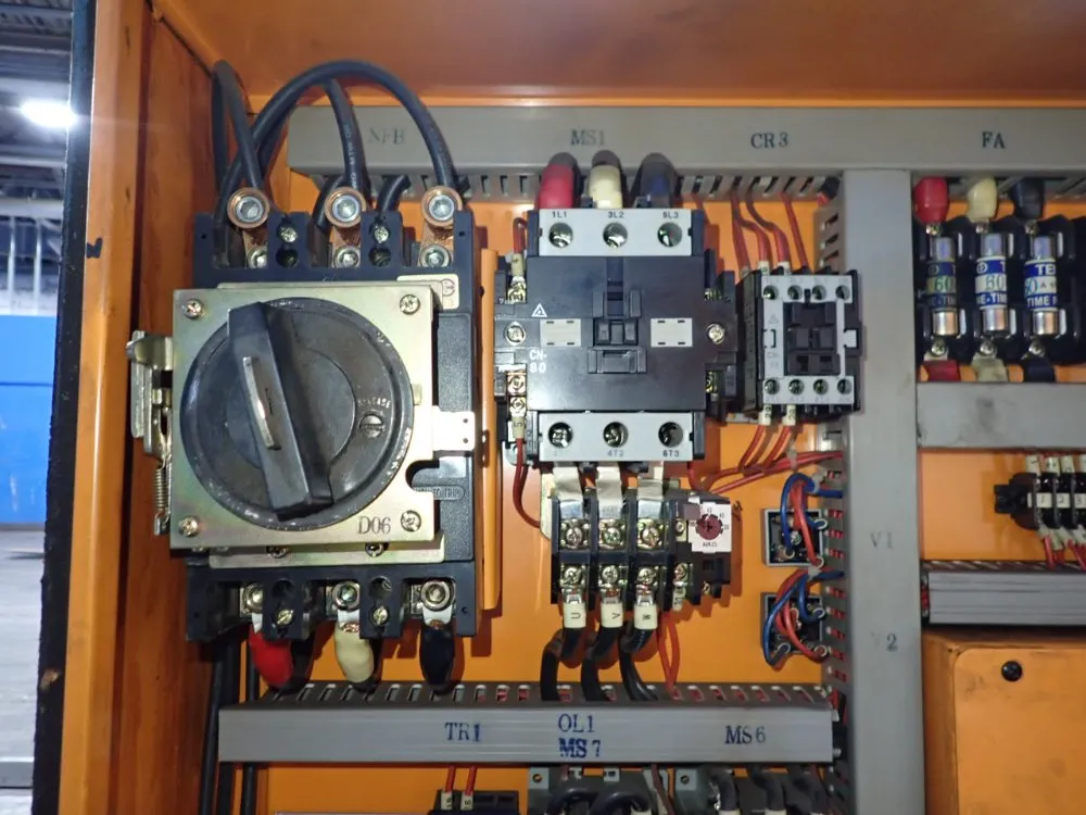 Hermes Machine 29"/31" X 205" Gap Bed Lathe - M2919x200