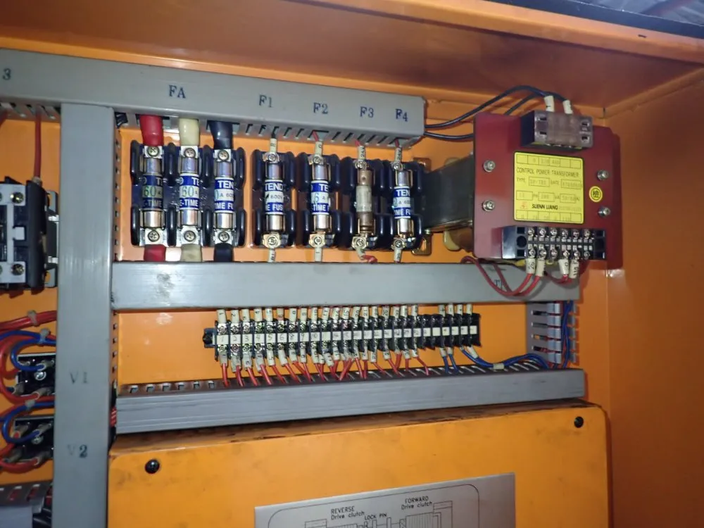 Hermes Machine 29"/31" X 205" Gap Bed Lathe - M2919x200