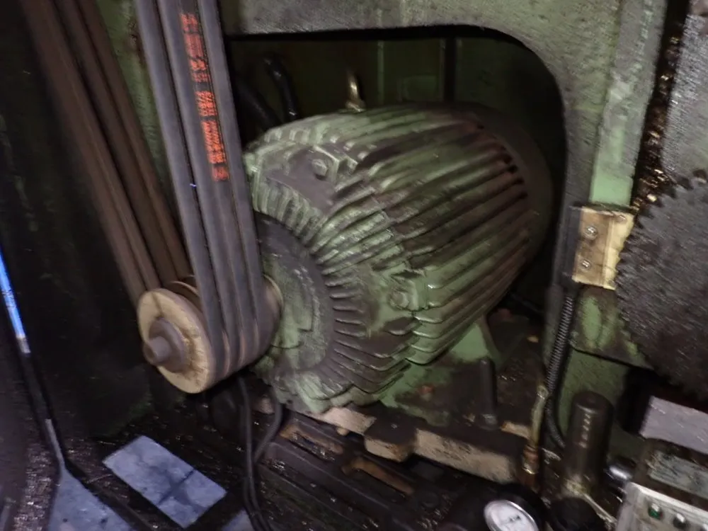 Hermes Machine 29"/31" X 205" Gap Bed Lathe - M2919x200