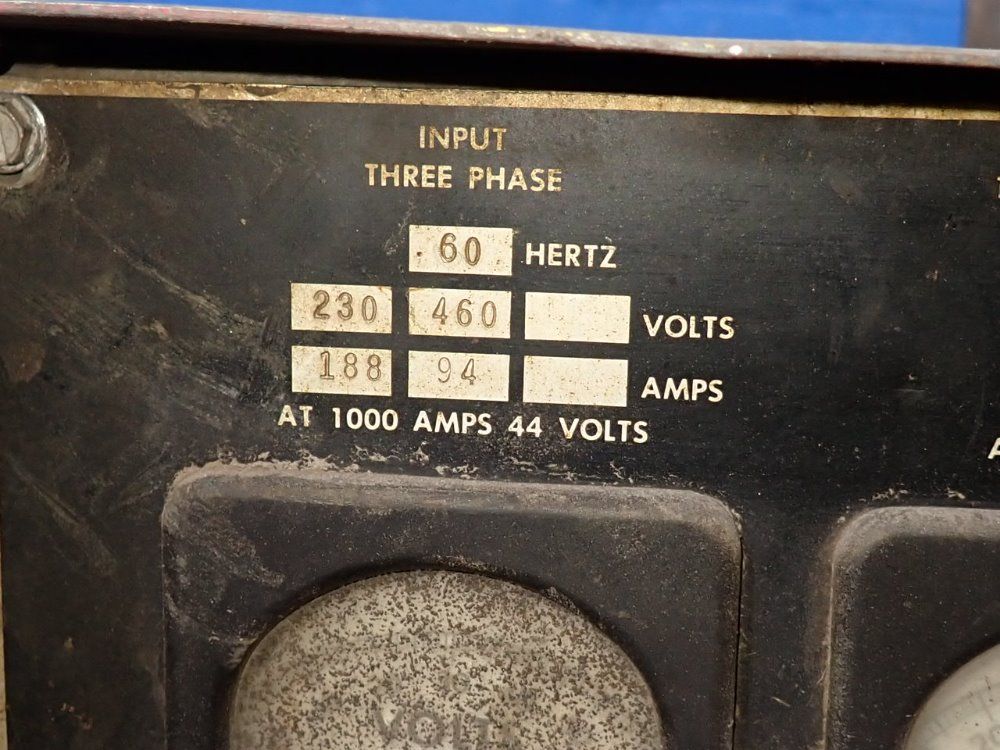 Lincoln Electric 1000 Amps Welder - Idealarc Dc-1000