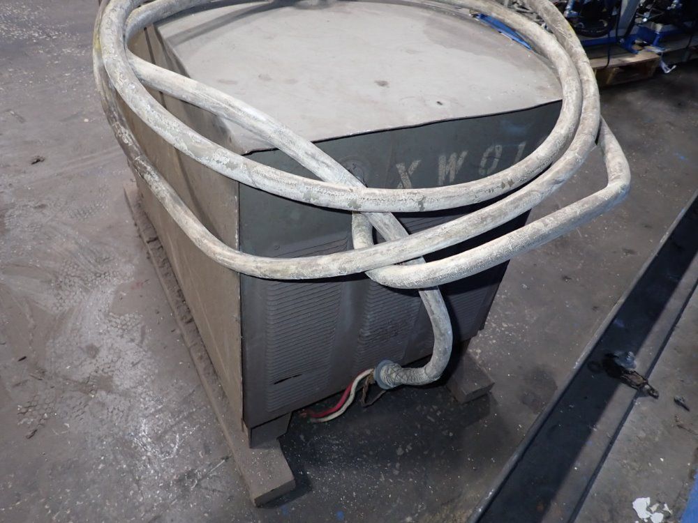 Lincoln Electric 1000 Amps Welder - Idealarc Dc-1000