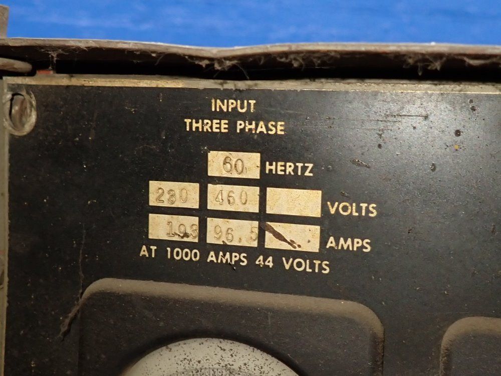Lincoln Electric 1000 Amps Welder - Idealarc Dc-1000
