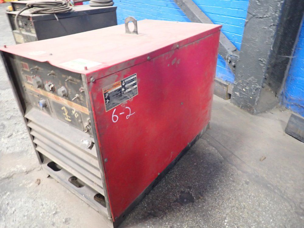 Lincoln Electric 650a Welder - Dc-650 Pro