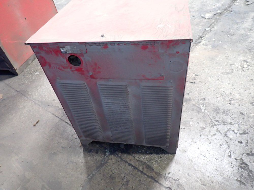 Lincoln Electric 650a Welder - Dc-650 Pro