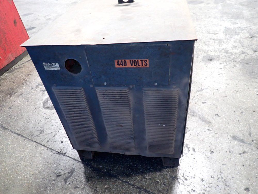 Lincoln Electric 1000a Welder - Idealakc Dc-1000