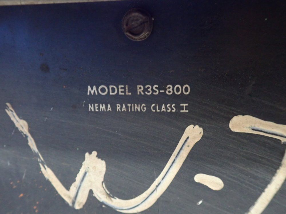 Lincoln Electric 800a Welder - R35-800