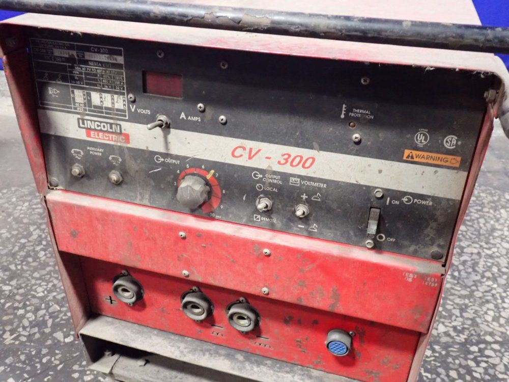 Lincoln Electric 300a Welder - Cv-300