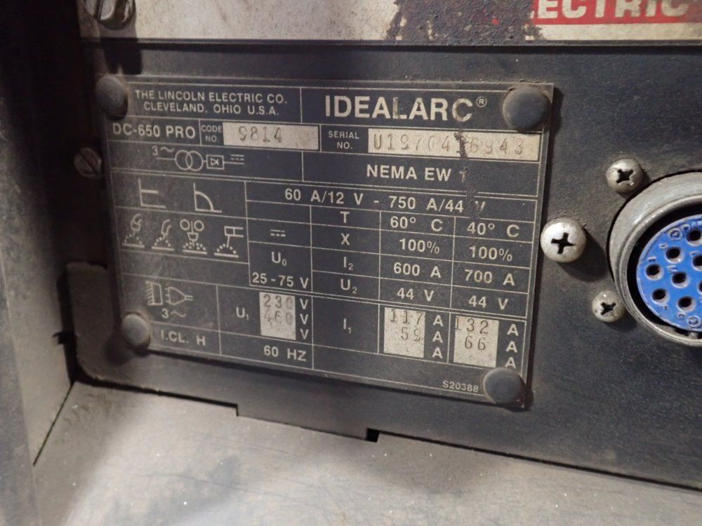 Lincoln Electric 650a Welder - Dc-650 Pro