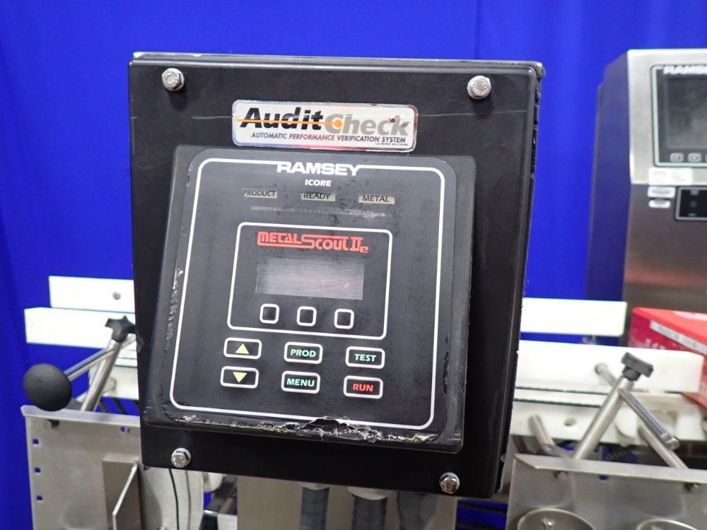 Ramsey Metal Detector - Auto Check 9000 Plus