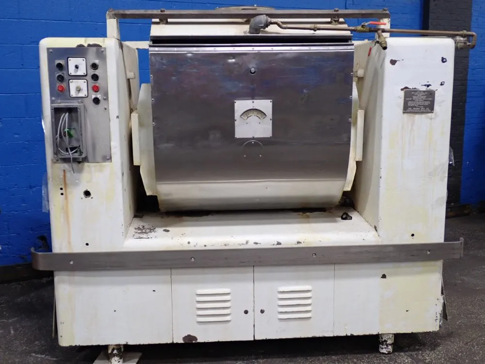 The Triumph Mfg 77 Gal High Speed Mixer - Model Gn