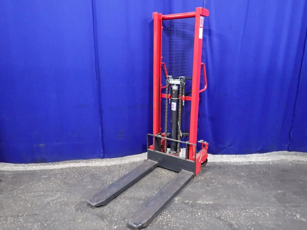 Dayton 3000 Lbs Straddle Lift - 4vme1
