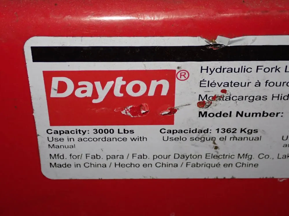 Dayton 3000 Lbs Straddle Lift - 4vme1