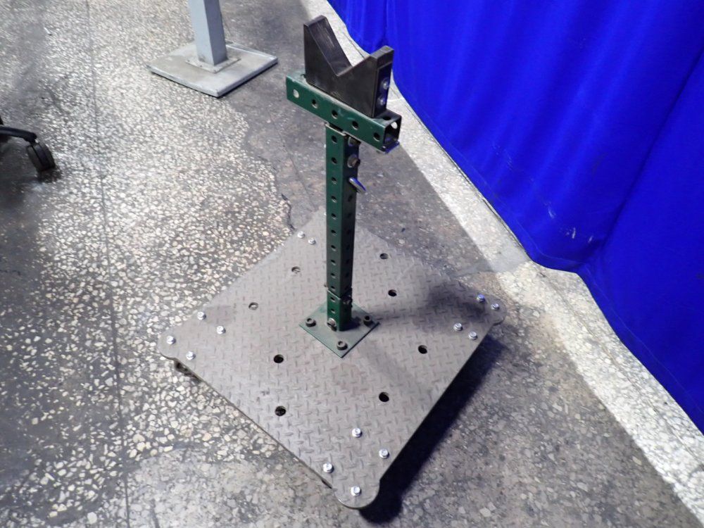  Pallet Rack Row Separator