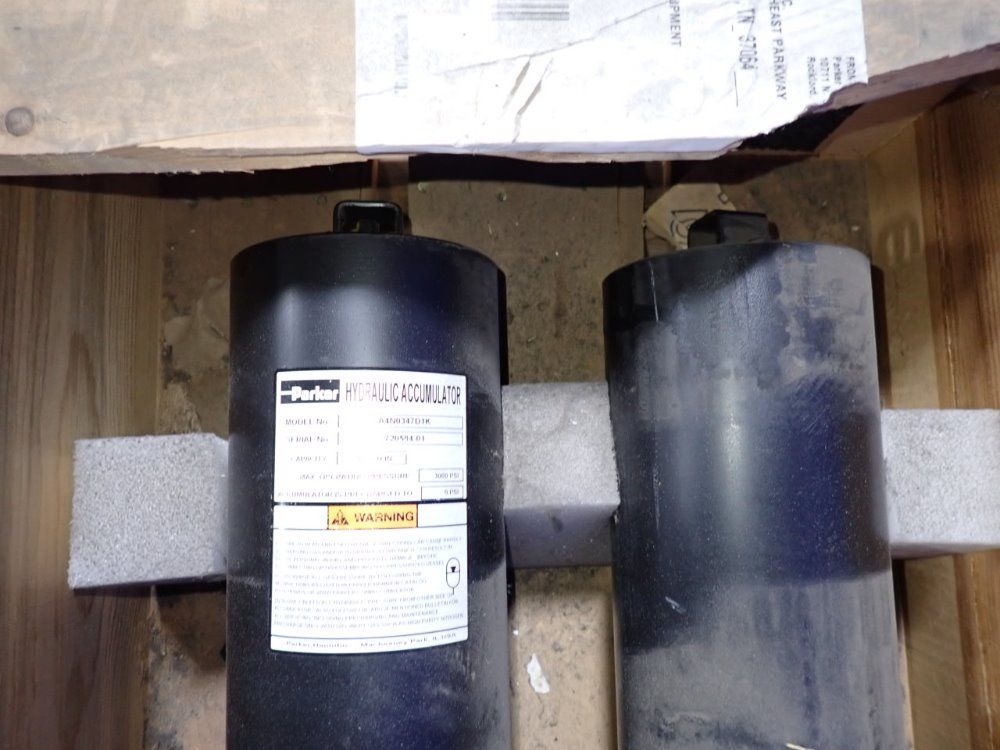 Parker 347 Cu.in. Hydraulic Accumulators - A4n0347d1k