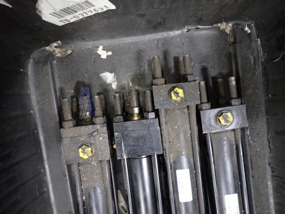 Parker Cylinders - 2.00ctd2hlt14ac9.500