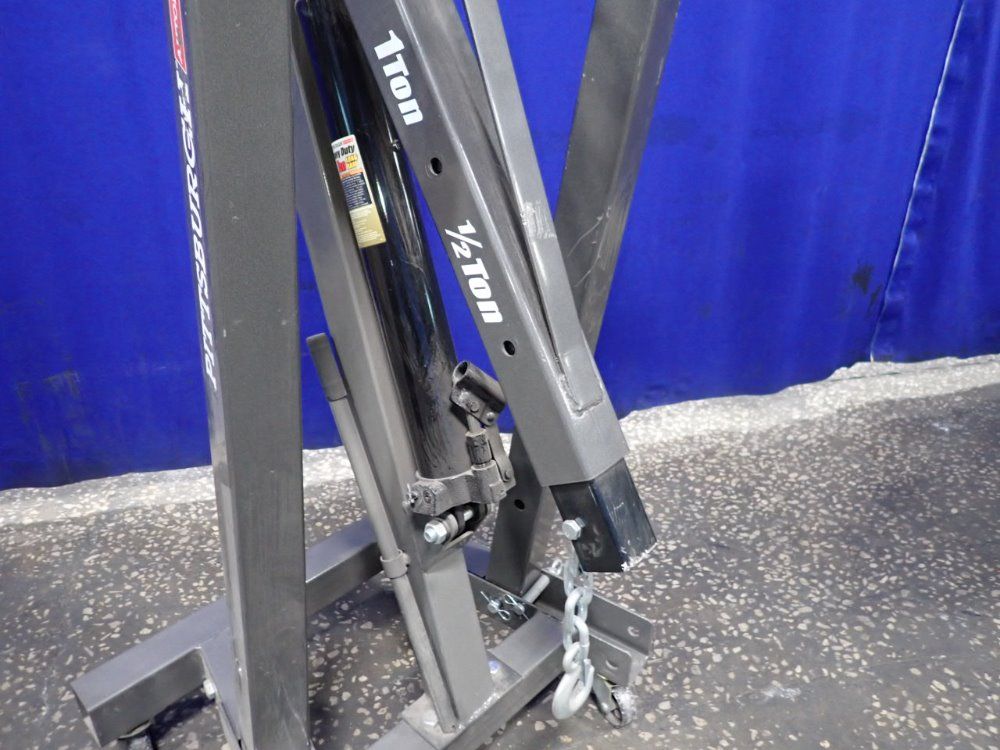 Pittsburgh 2 Ton Engine Hoist