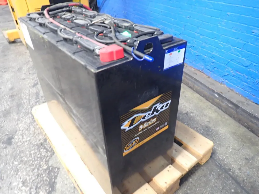 Yale 4000 Lbs Electric Straddle Lift - Nr040eanc36te110