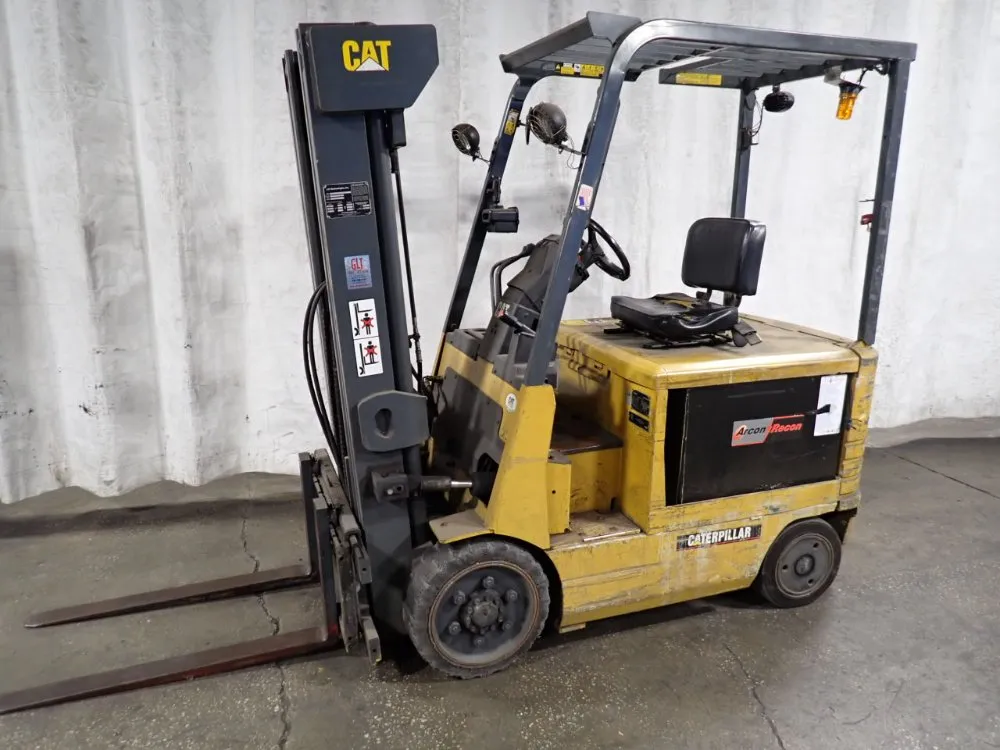 Caterpillar 4850 Lbs Electric Forklift - 2f025e