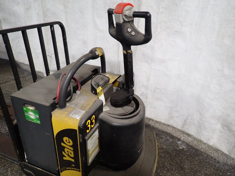 Yale 6000 Lbs Electric Pallet Jack - Mpe060lvgn24t2748