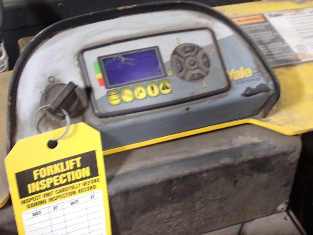 Yale 6000 Lbs Electric Pallet Jack - Mpe060lvgn24t2748