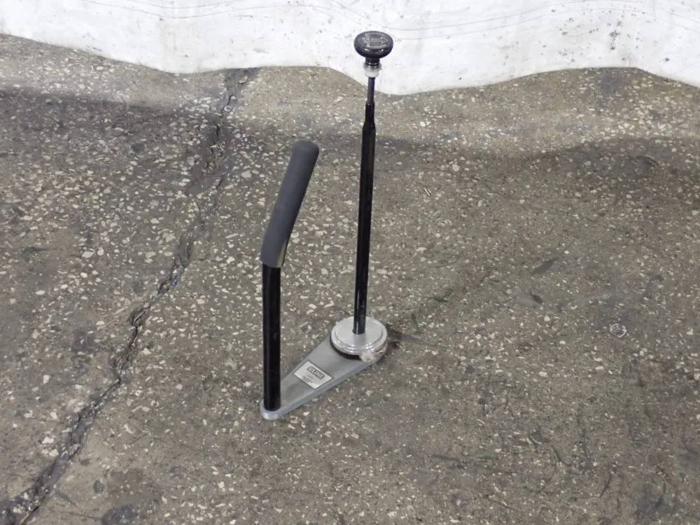 Uline Handheld Wrapper - H-518