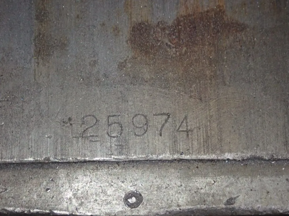 Bridgeport 9" X 32" Vertical Mill