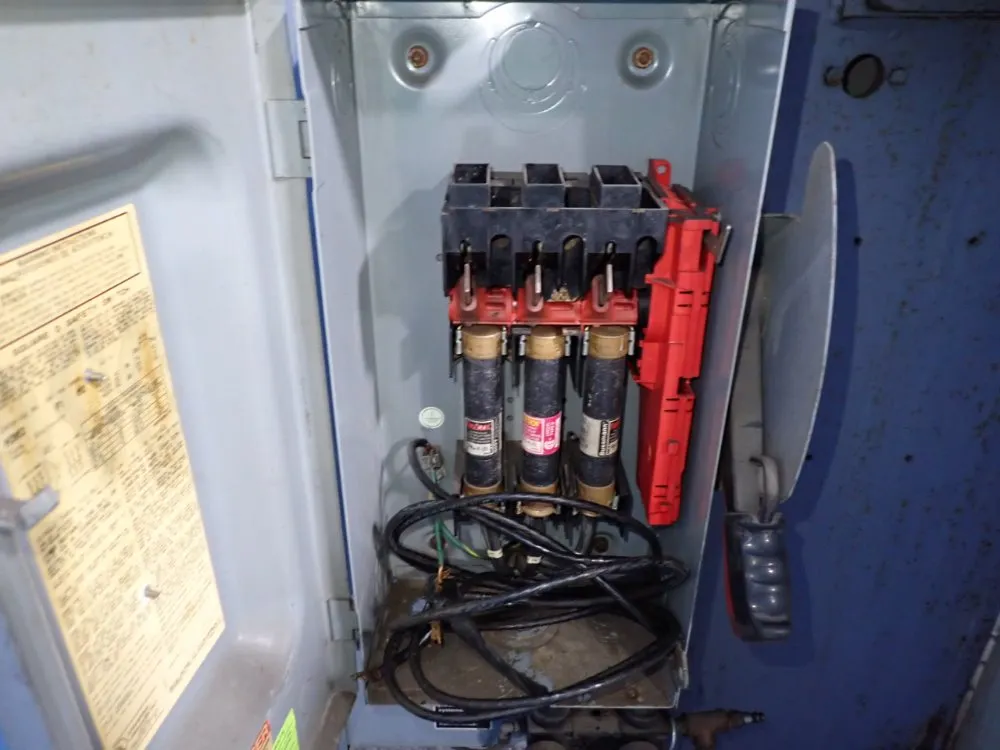 Fadal 16" X 38" Cnc Vmc - 914-15