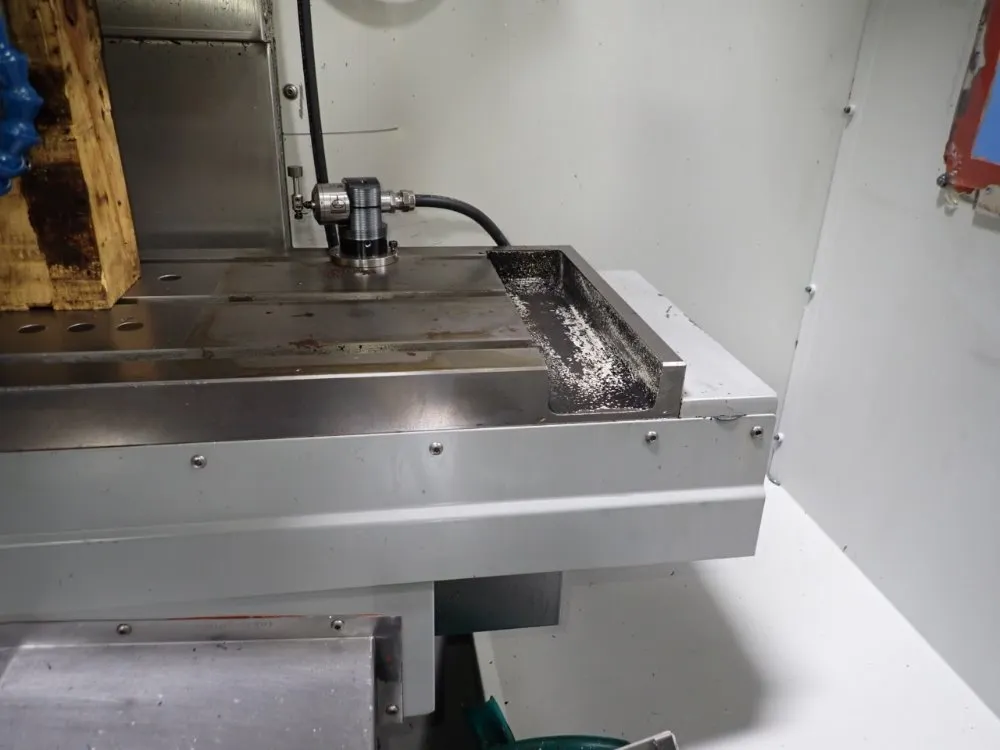 Haas 12" X 28 1/2" Cnc Vmc - Minimill