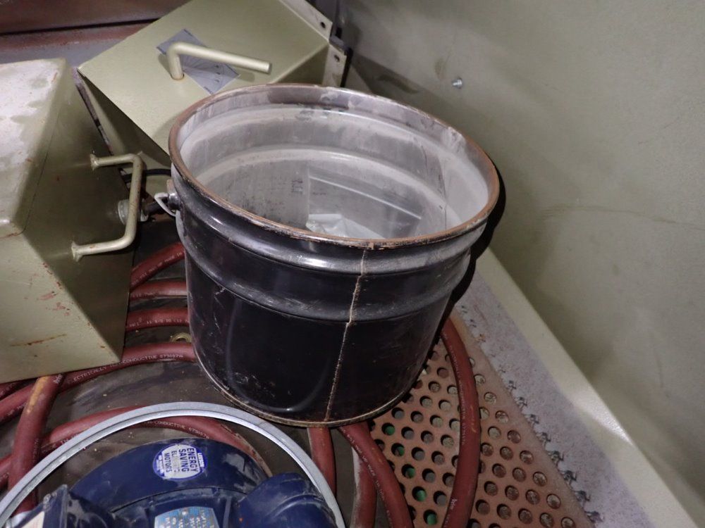 Clemco 50" X 39 1/2" X 42" Blast Cabinet - Pulsar Vi