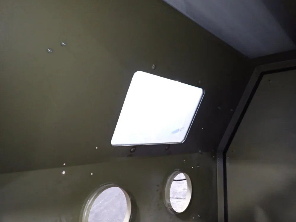 Clemco 50" X 39 1/2" X 42" Blast Cabinet - Pulsar Vi