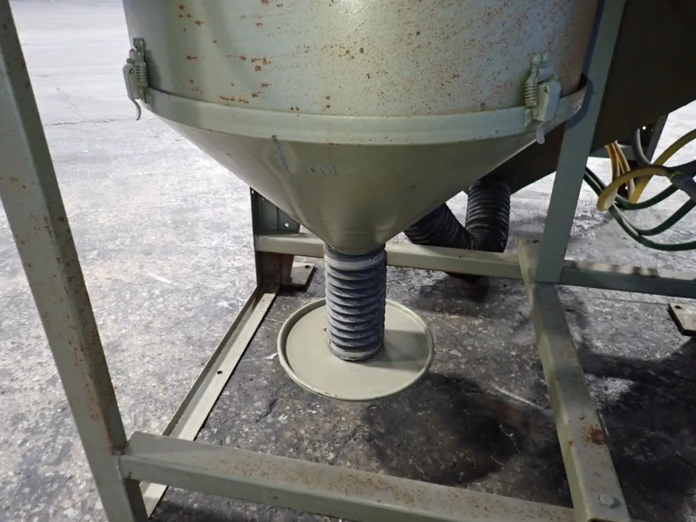 Clemco 50" X 39 1/2" X 42" Blast Cabinet - Pulsar Vi