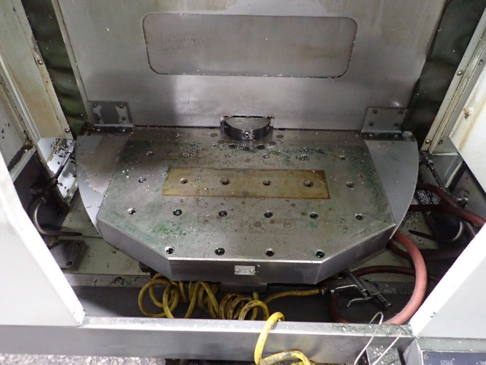 Dmc 25 1/2" X 33" Cnc Vmc - Dt32cd