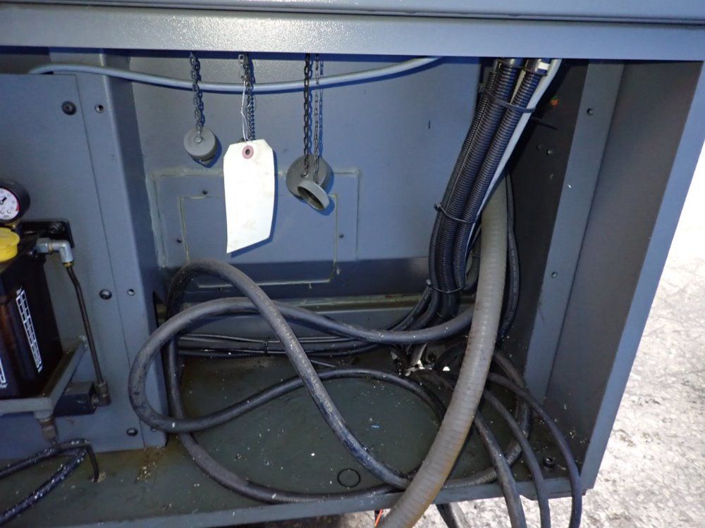 Dmc 25 1/2" X 33" Cnc Vmc - Dt32cd