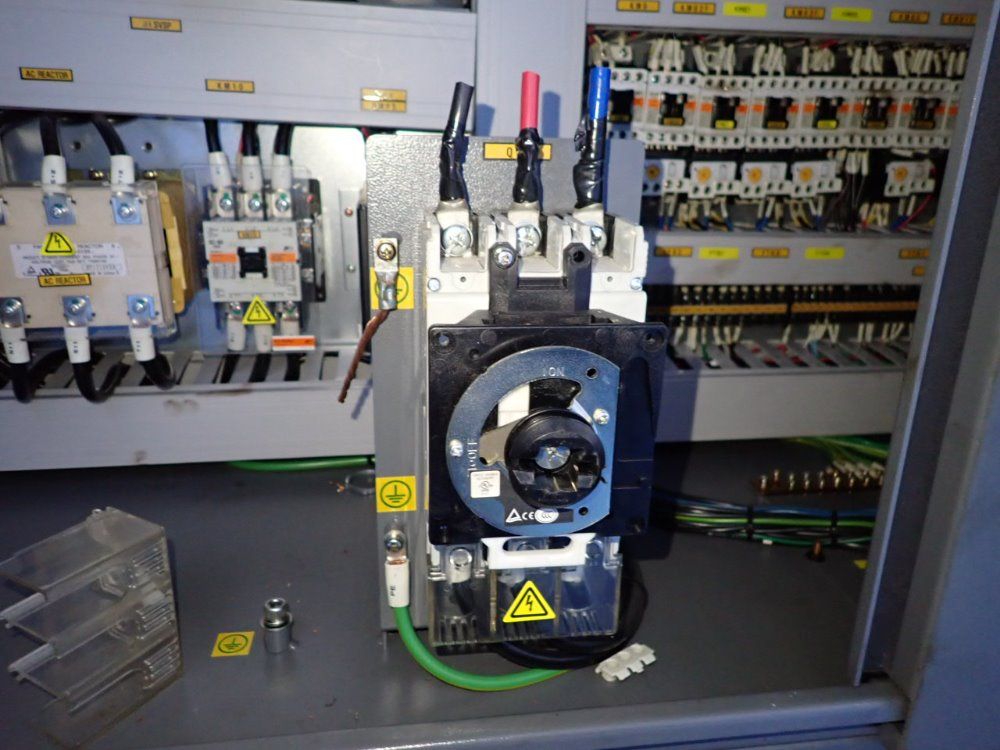 Dmc 25 1/2" X 33" Cnc Vmc - Dt32cd