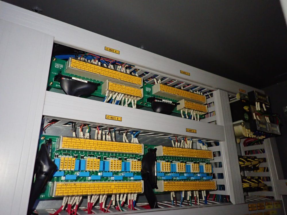 Dmc 25 1/2" X 33" Cnc Vmc - Dt32cd