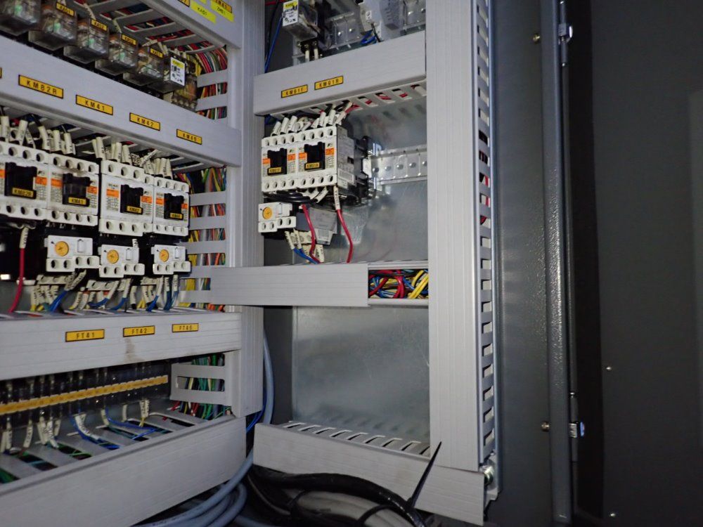 Dmc 25 1/2" X 33" Cnc Vmc - Dt32cd