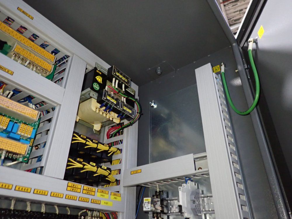 Dmc 25 1/2" X 33" Cnc Vmc - Dt32cd