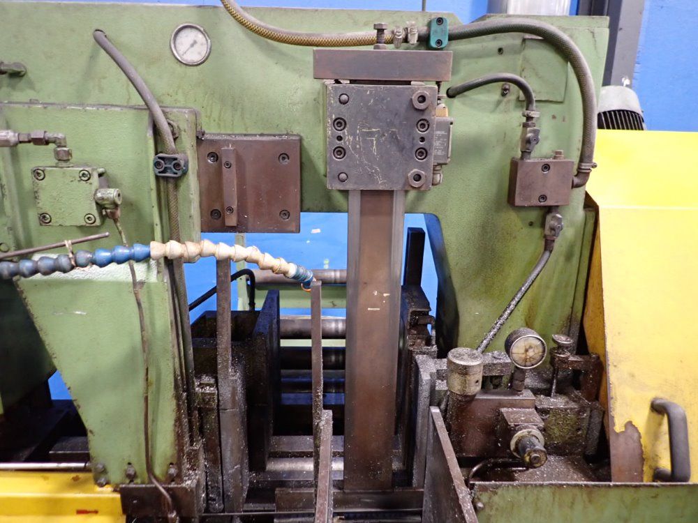 Behringer Horizontal Band Saw - Sawmaster