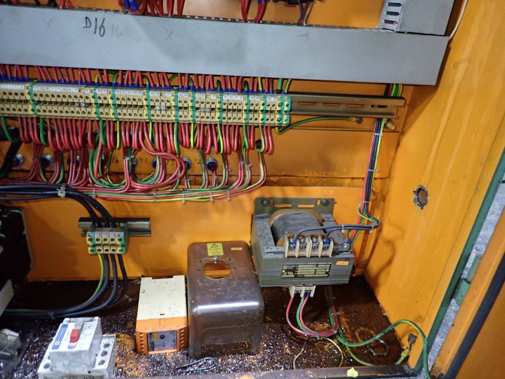 Behringer Horizontal Band Saw - Sawmaster